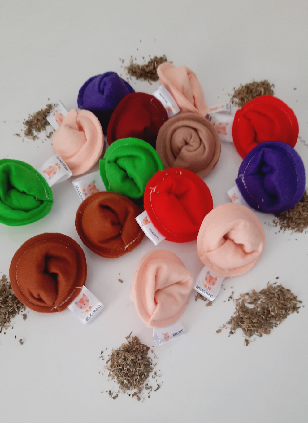 Brinquedo com catnip | Toy catnip